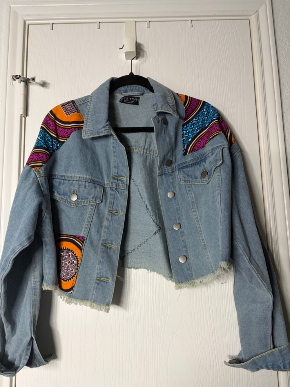 Vintage Light Blue Denim Jean Jacket with Multicolor Printed Accents